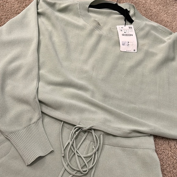 New with tags Zara Light Green knit co-ord set size small shorts and top - Picture 4 of 5